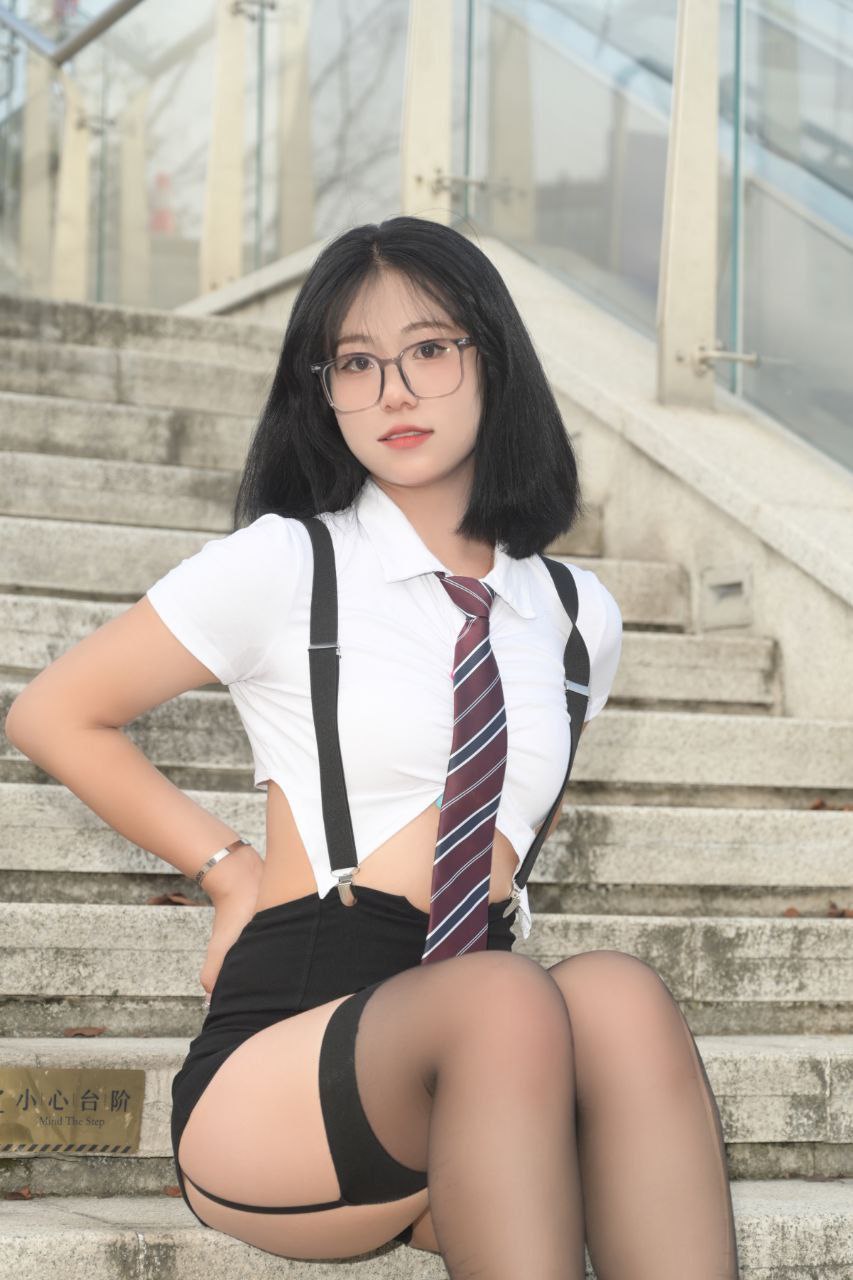 國產綜合視頻在線觀看一區