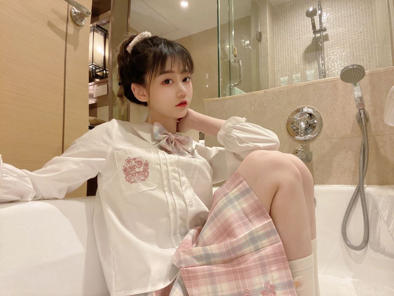 99蜜桃臀久久久歐美精品網站