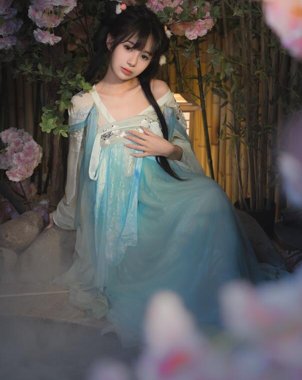 色綜合久久網女同蕾絲邊