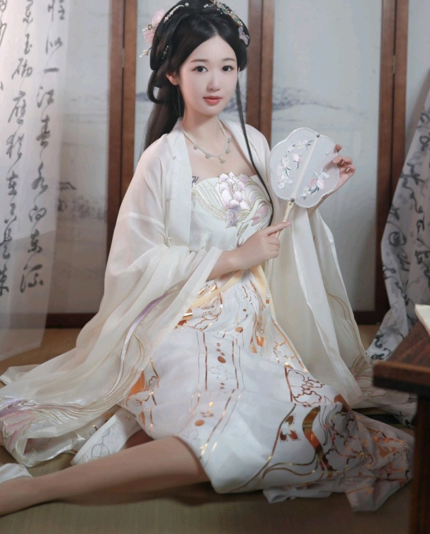 在線亂碼一卡二卡麻豆